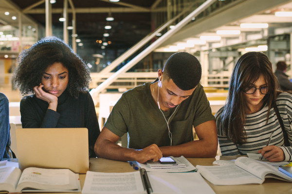 OnlineLearning-Josh-600x400