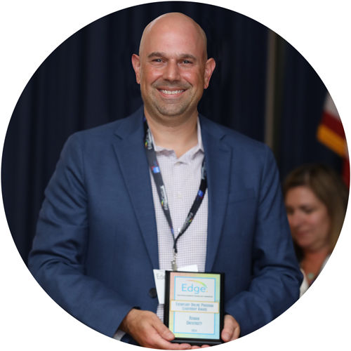 D43A5326-ExemplaryOnlineProgramLeadershipAward-500 Exemplary Online Program Leadership Award given to Rowan University.